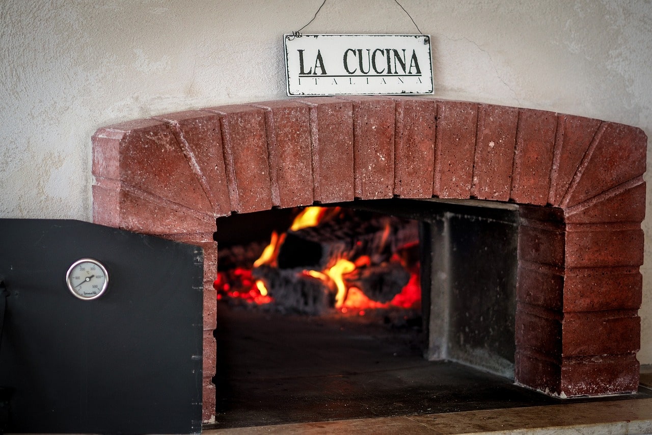 High-Quality Pizza Ovens and Grills Available in Groveland, MA Premium Pizza Ovens and Grills in Groveland, Massachusetts